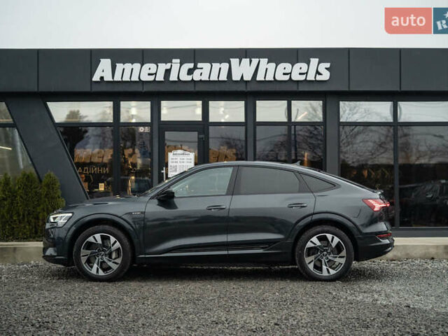 Сірий Ауді E-Tron, об'ємом двигуна 0 л та пробігом 64 тис. км за 37900 $, фото 3 на Automoto.ua