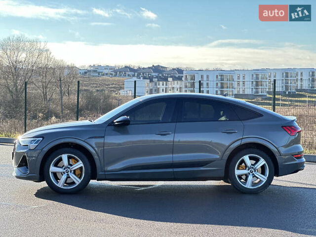 Сірий Ауді E-Tron, об'ємом двигуна 0 л та пробігом 58 тис. км за 45200 $, фото 7 на Automoto.ua