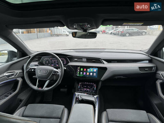 Ауди E-Tron 2022 в Виннице на Automoto.ua Серый Ауди E-Tron, объемом двигателя 0 л и пробегом 150 тыс. км за 39207 $, фото 32 на Automoto.ua