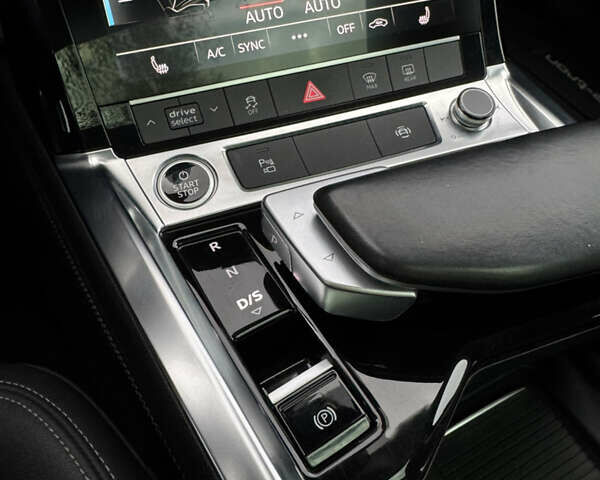 Серый Ауди E-Tron, объемом двигателя 0 л и пробегом 145 тыс. км за 29500 $, фото 62 на Automoto.ua