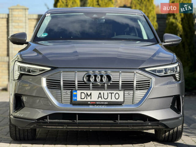 Серый Ауди E-Tron, объемом двигателя 0 л и пробегом 90 тыс. км за 33000 $, фото 13 на Automoto.ua