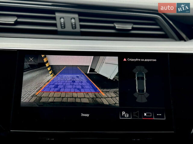 Сірий Ауді E-Tron, об'ємом двигуна 0 л та пробігом 59 тис. км за 45999 $, фото 72 на Automoto.ua