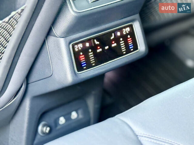 Серый Ауди E-Tron, объемом двигателя 0 л и пробегом 32 тыс. км за 35000 $, фото 34 на Automoto.ua