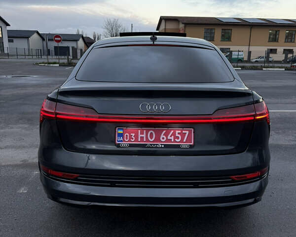 Серый Ауди E-Tron, объемом двигателя 0 л и пробегом 197 тыс. км за 23900 $, фото 14 на Automoto.ua