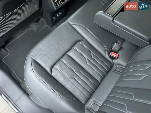 Серый Ауди E-Tron, объемом двигателя 0 л и пробегом 48 тыс. км за 49999 $, фото 77 на Automoto.ua