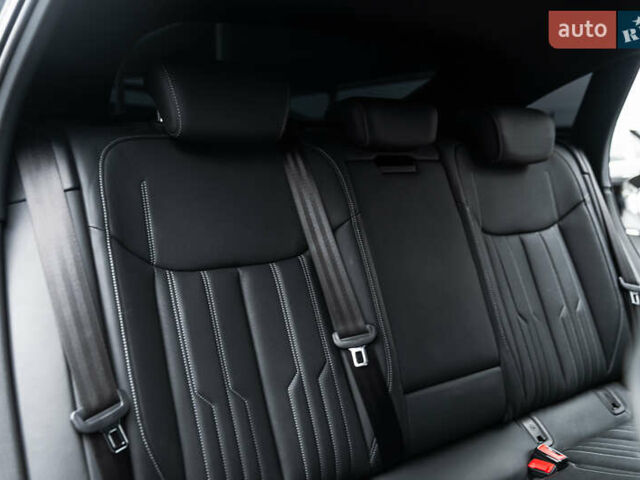 Серый Ауди E-Tron, объемом двигателя 0 л и пробегом 33 тыс. км за 53000 $, фото 33 на Automoto.ua