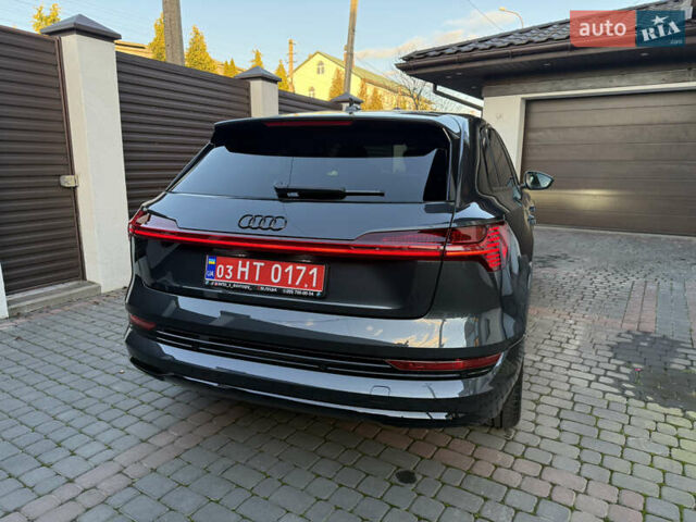 Серый Ауди E-Tron, объемом двигателя 0 л и пробегом 13 тыс. км за 36500 $, фото 7 на Automoto.ua