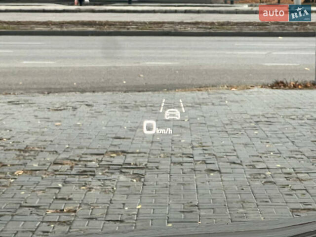 Серый Ауди E-Tron, объемом двигателя 0 л и пробегом 32 тыс. км за 43500 $, фото 51 на Automoto.ua