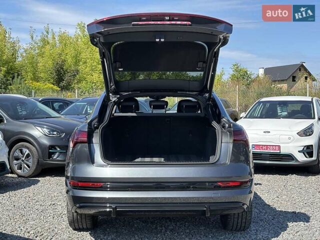 Серый Ауди E-Tron, объемом двигателя 0 л и пробегом 70 тыс. км за 39650 $, фото 10 на Automoto.ua