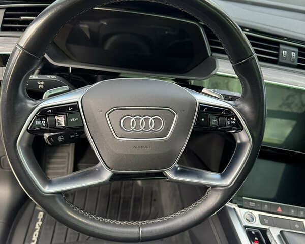 Серый Ауди E-Tron, объемом двигателя 0 л и пробегом 145 тыс. км за 29500 $, фото 80 на Automoto.ua