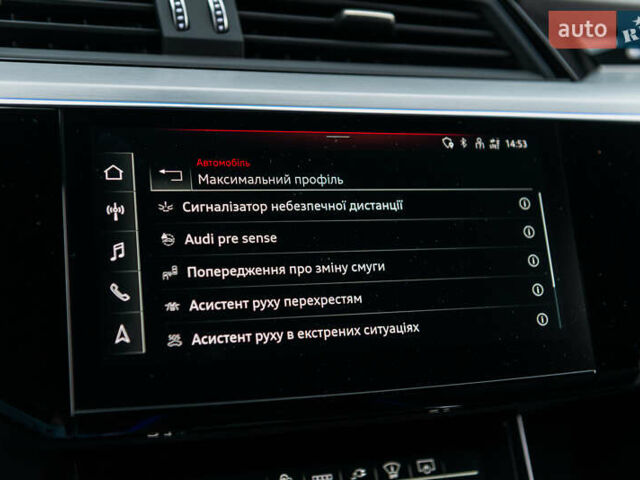 Серый Ауди E-Tron, объемом двигателя 0 л и пробегом 33 тыс. км за 53000 $, фото 45 на Automoto.ua