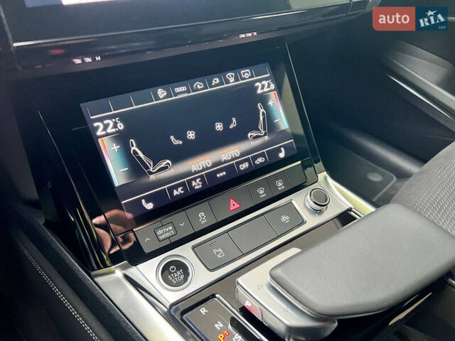 Серый Ауди E-Tron, объемом двигателя 0 л и пробегом 32 тыс. км за 43500 $, фото 43 на Automoto.ua