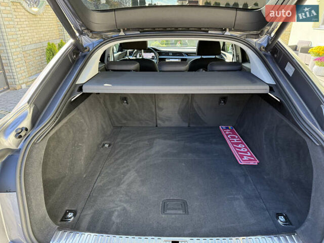 Серый Ауди E-Tron, объемом двигателя 0 л и пробегом 90 тыс. км за 33000 $, фото 92 на Automoto.ua