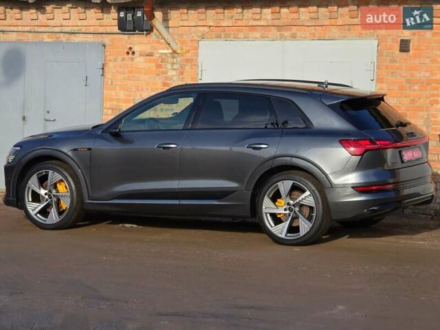 Сірий Ауді E-Tron, об'ємом двигуна 0 л та пробігом 100 тис. км за 41888 $, фото 115 на Automoto.ua