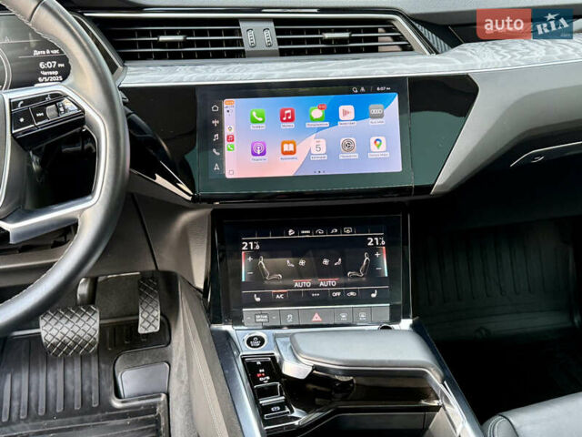 Серый Ауди E-Tron, объемом двигателя 0 л и пробегом 32 тыс. км за 35000 $, фото 35 на Automoto.ua