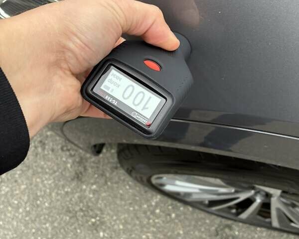 Серый Ауди E-Tron, объемом двигателя 0 л и пробегом 112 тыс. км за 31900 $, фото 111 на Automoto.ua