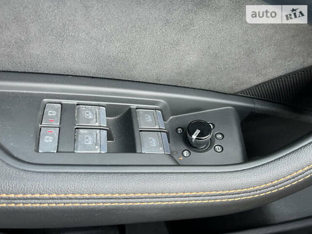 Серый Ауди E-Tron, объемом двигателя 0 л и пробегом 58 тыс. км за 44950 $, фото 30 на Automoto.ua