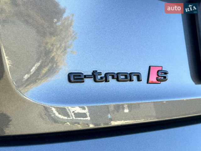 Серый Ауди E-Tron, объемом двигателя 0 л и пробегом 42 тыс. км за 47848 $, фото 20 на Automoto.ua