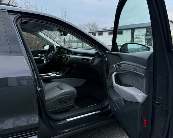 Серый Ауди E-Tron, объемом двигателя 0 л и пробегом 197 тыс. км за 23900 $, фото 19 на Automoto.ua