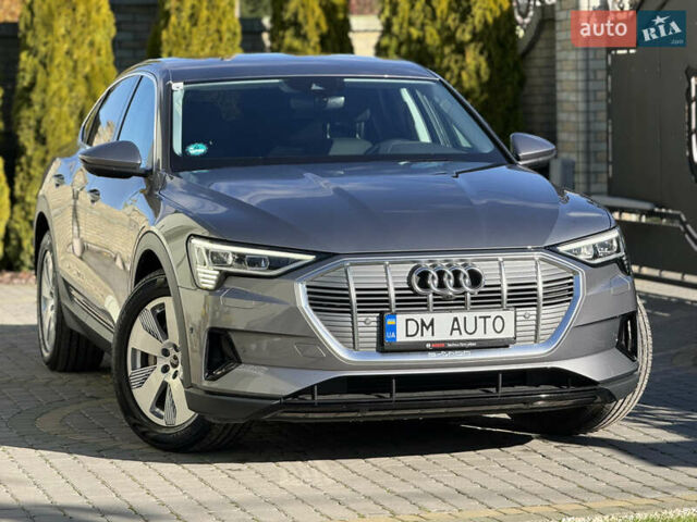 Серый Ауди E-Tron, объемом двигателя 0 л и пробегом 90 тыс. км за 33000 $, фото 5 на Automoto.ua