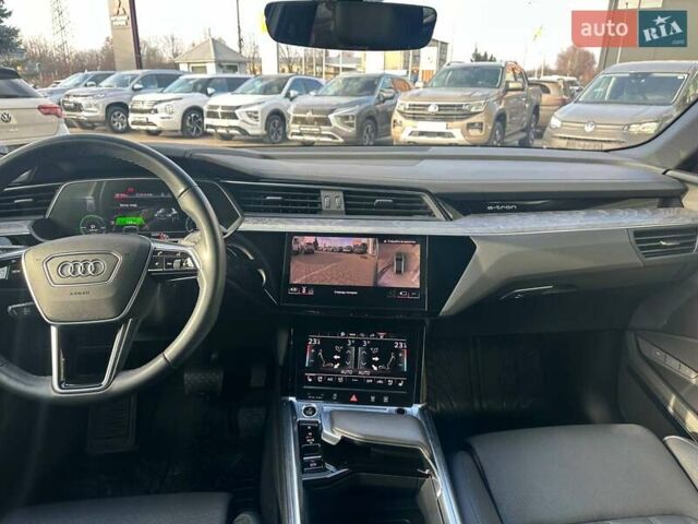 Сірий Ауді E-Tron, об'ємом двигуна 0 л та пробігом 27 тис. км за 53990 $, фото 19 на Automoto.ua
