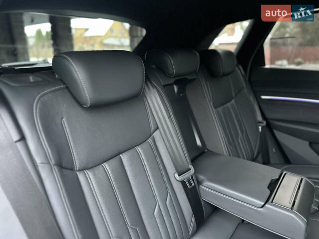 Серый Ауди E-Tron, объемом двигателя 0 л и пробегом 48 тыс. км за 49999 $, фото 84 на Automoto.ua