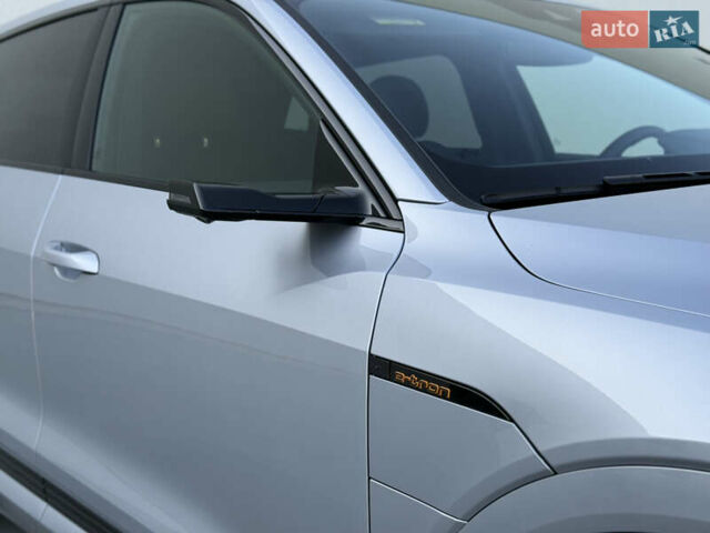 Серый Ауди E-Tron, объемом двигателя 0 л и пробегом 63 тыс. км за 39999 $, фото 6 на Automoto.ua