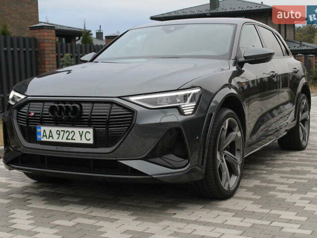 Серый Ауди E-Tron, объемом двигателя 0 л и пробегом 44 тыс. км за 44700 $, фото 6 на Automoto.ua