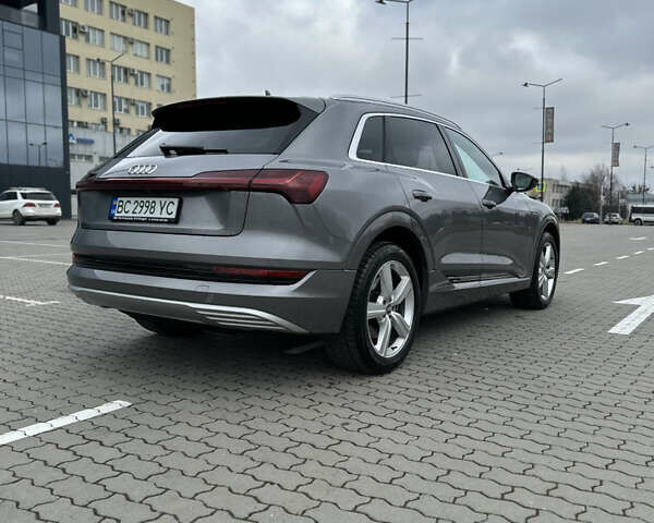 Сірий Ауді E-Tron, об'ємом двигуна 0 л та пробігом 45 тис. км за 38900 $, фото 12 на Automoto.ua
