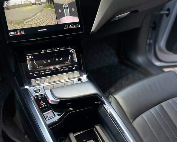 Серый Ауди E-Tron, объемом двигателя 0 л и пробегом 74 тыс. км за 37500 $, фото 36 на Automoto.ua