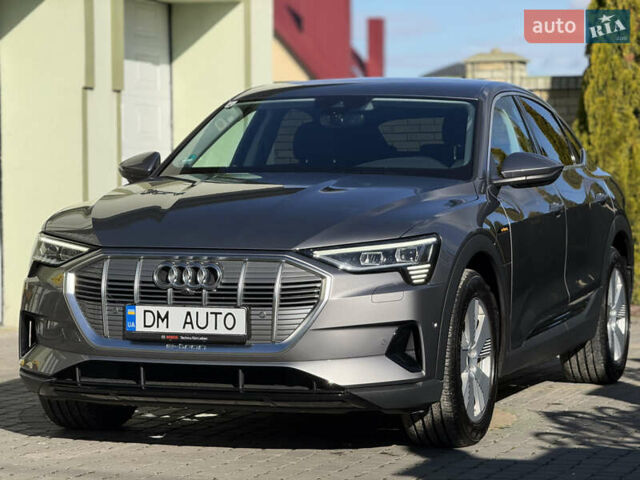 Серый Ауди E-Tron, объемом двигателя 0 л и пробегом 90 тыс. км за 33000 $, фото 1 на Automoto.ua