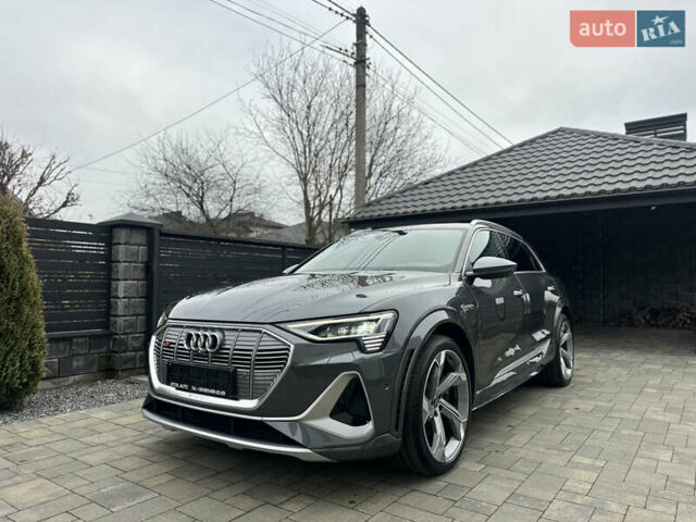 Сірий Ауді E-Tron, об'ємом двигуна 0 л та пробігом 48 тис. км за 49999 $, фото 14 на Automoto.ua