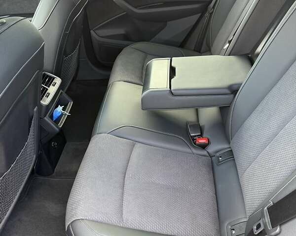 Серый Ауди E-Tron, объемом двигателя 0 л и пробегом 31 тыс. км за 40500 $, фото 34 на Automoto.ua