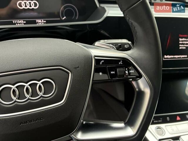 Серый Ауди E-Tron, объемом двигателя 0 л и пробегом 112 тыс. км за 31900 $, фото 80 на Automoto.ua
