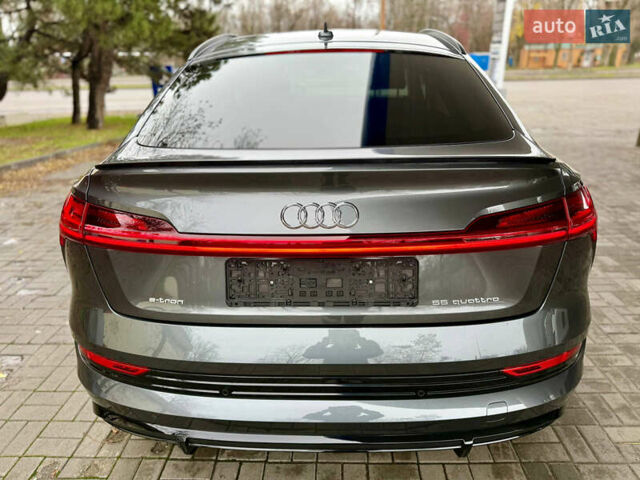 Сірий Ауді E-Tron, об'ємом двигуна 0 л та пробігом 39 тис. км за 46500 $, фото 11 на Automoto.ua