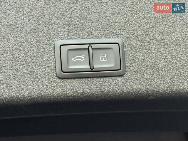 Серый Ауди E-Tron, объемом двигателя 0 л и пробегом 32 тыс. км за 35000 $, фото 37 на Automoto.ua