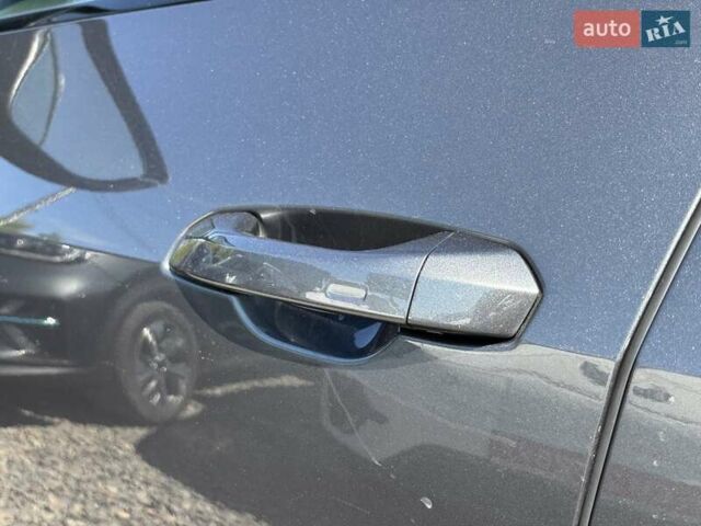 Серый Ауди E-Tron, объемом двигателя 0 л и пробегом 70 тыс. км за 39650 $, фото 38 на Automoto.ua
