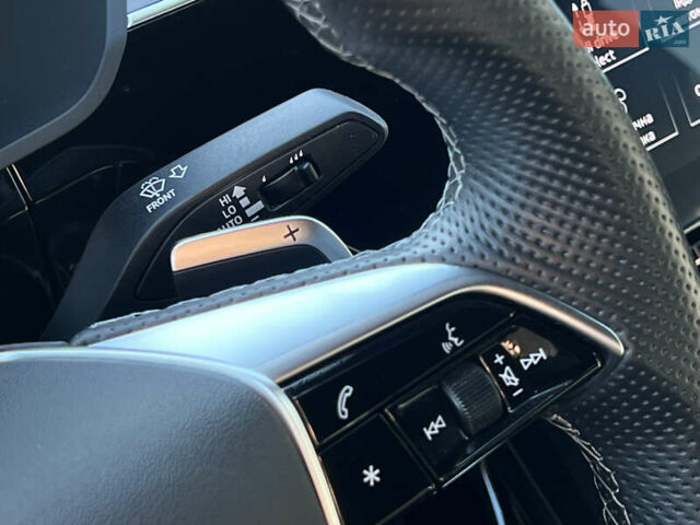 Серый Ауди E-Tron, объемом двигателя 0 л и пробегом 42 тыс. км за 47848 $, фото 51 на Automoto.ua