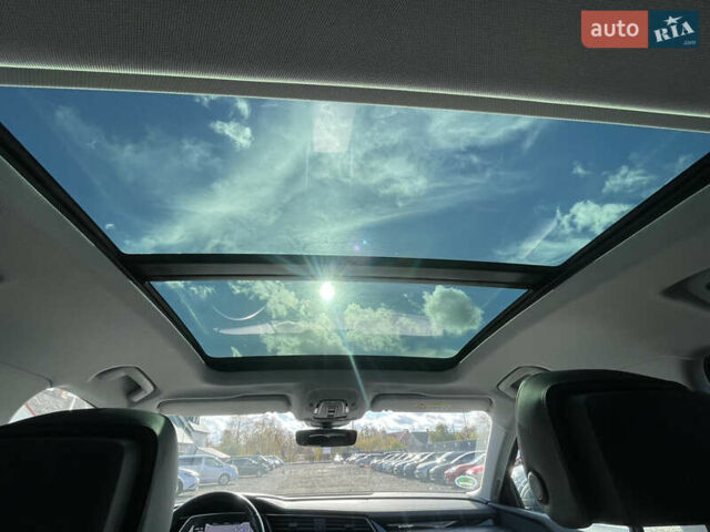 Серый Ауди E-Tron, объемом двигателя 0 л и пробегом 32 тыс. км за 42131 $, фото 48 на Automoto.ua