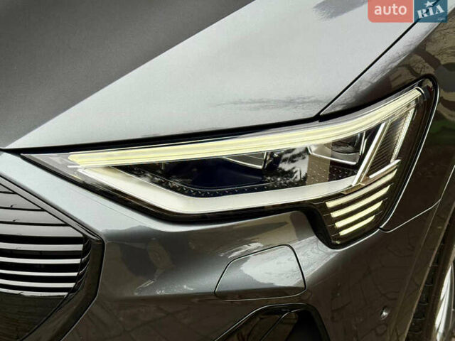 Сірий Ауді E-Tron, об'ємом двигуна 0 л та пробігом 39 тис. км за 46500 $, фото 17 на Automoto.ua
