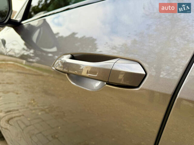 Серый Ауди E-Tron, объемом двигателя 0 л и пробегом 31 тыс. км за 46500 $, фото 26 на Automoto.ua