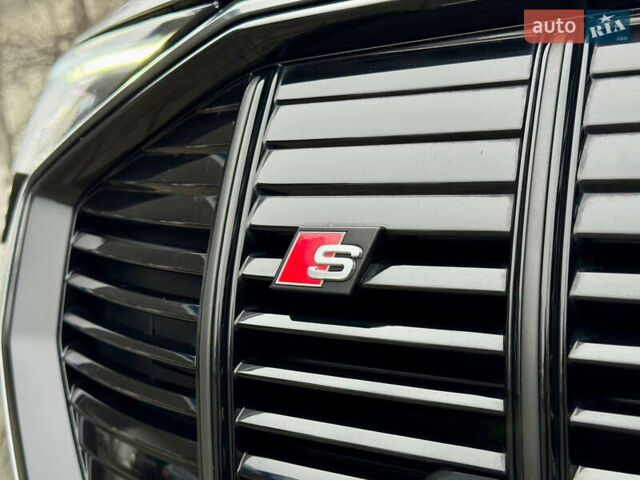 Серый Ауди E-Tron, объемом двигателя 0 л и пробегом 37 тыс. км за 49500 $, фото 63 на Automoto.ua