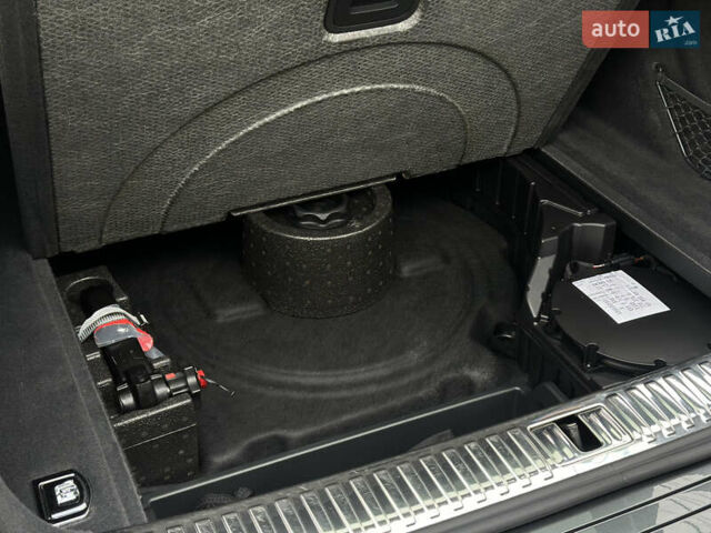 Сірий Ауді E-Tron, об'ємом двигуна 0 л та пробігом 48 тис. км за 49999 $, фото 97 на Automoto.ua