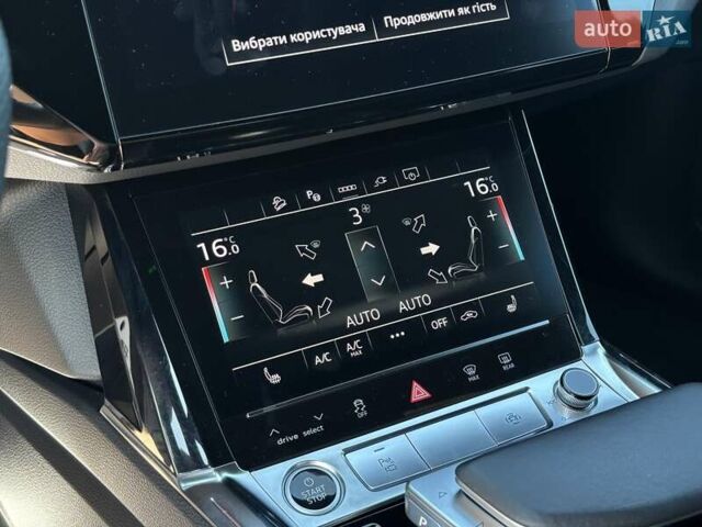 Серый Ауди E-Tron, объемом двигателя 0 л и пробегом 70 тыс. км за 39650 $, фото 29 на Automoto.ua