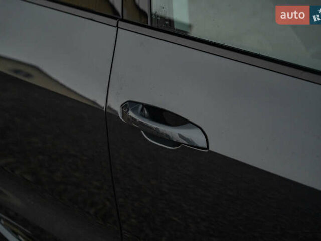 Сірий Ауді E-Tron, об'ємом двигуна 0 л та пробігом 64 тис. км за 37900 $, фото 16 на Automoto.ua