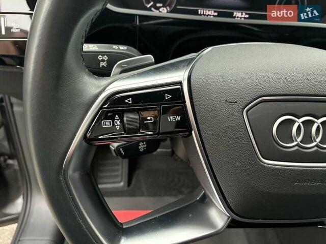 Серый Ауди E-Tron, объемом двигателя 0 л и пробегом 112 тыс. км за 31900 $, фото 79 на Automoto.ua