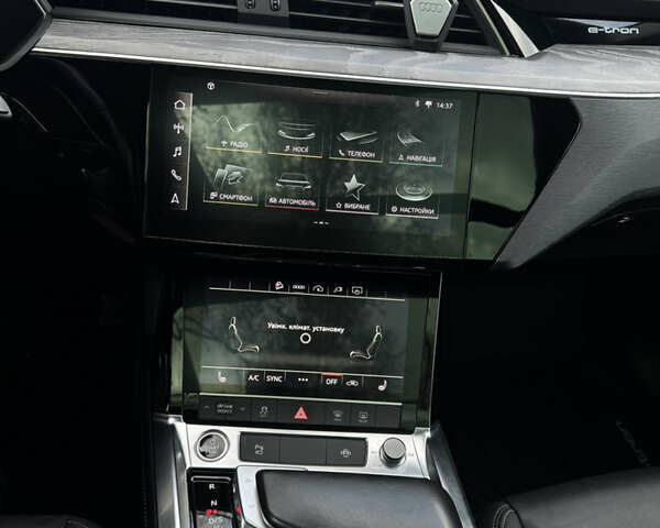 Серый Ауди E-Tron, объемом двигателя 0 л и пробегом 145 тыс. км за 29500 $, фото 78 на Automoto.ua