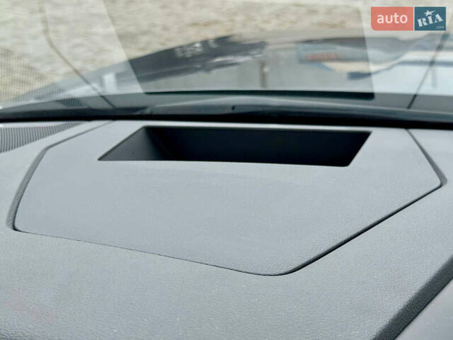 Серый Ауди E-Tron, объемом двигателя 0 л и пробегом 37 тыс. км за 49500 $, фото 85 на Automoto.ua