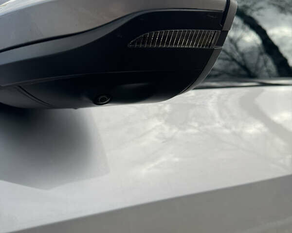 Серый Ауди E-Tron, объемом двигателя 0 л и пробегом 145 тыс. км за 29500 $, фото 52 на Automoto.ua