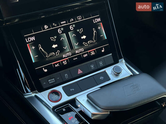 Серый Ауди E-Tron, объемом двигателя 0 л и пробегом 42 тыс. км за 47848 $, фото 58 на Automoto.ua